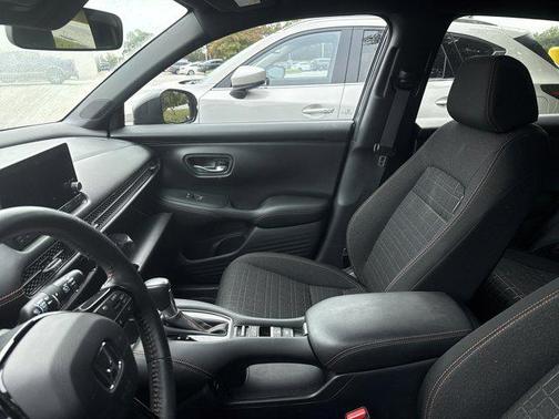2024 Honda HR-V 2WD Sport
