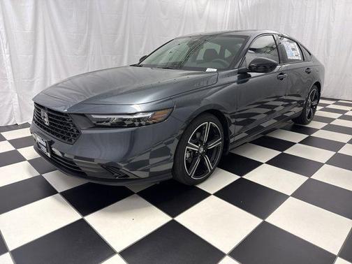 Meteorite Gray Metallic 2026 Honda Accord SE