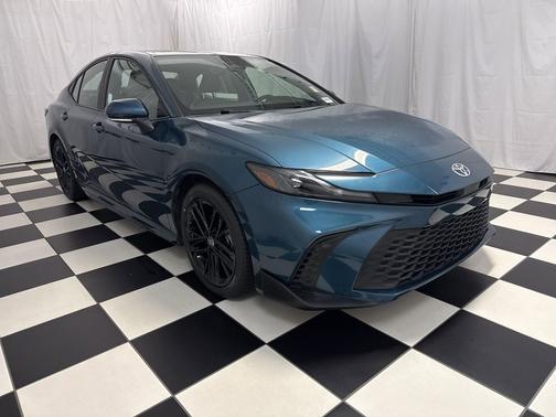 Ocean Gem 2025 Toyota Camry SE