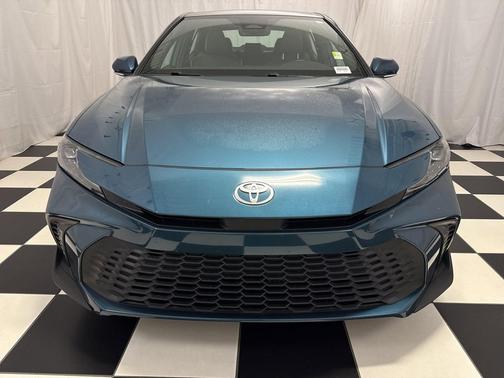 Ocean Gem 2025 Toyota Camry SE