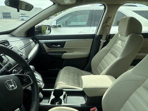 Platinum White Pearl 2019 Honda CR-V LX