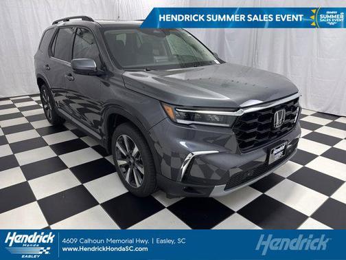 2025 Honda Pilot Touring 8-Passenger