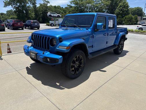 Hydro Blue Pearlcoat 2023 Jeep Gladiator High Altitude 4x4