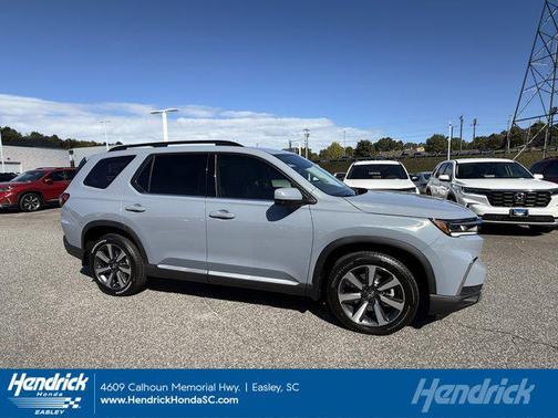 2025 Honda Pilot Touring 8-Passenger