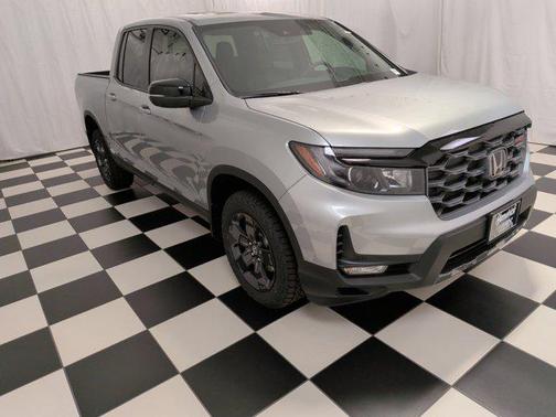 Solar Silver Metallic 2026 Honda Ridgeline TrailSport