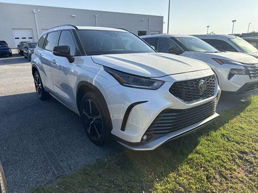 2021 Toyota Highlander XSE