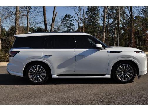 2025 INFINITI QX80 SENSORY