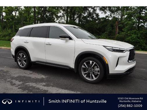 Majestic White 2025 INFINITI QX60 LUXE