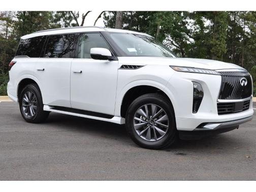 2025 INFINITI QX80 PURE