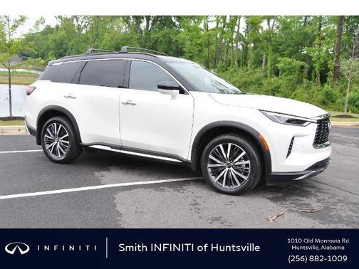 Majestic White / Black Obsidian 2025 INFINITI QX60 AUTOGRAPH