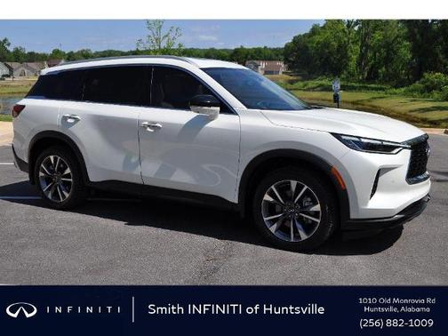 Majestic White 2023 INFINITI QX60 LUXE