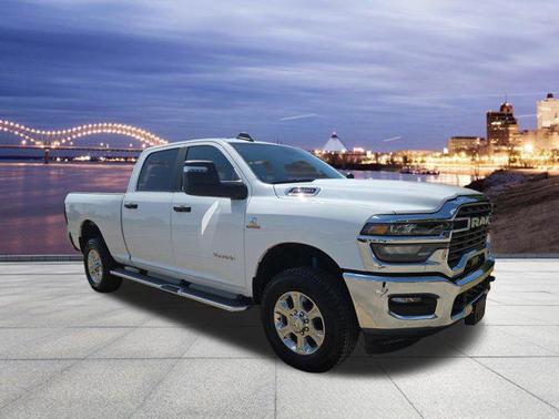 Bright White Clearcoat 2025 RAM 2500 Big Horn Crew Cab 4x4 6'4' Box
