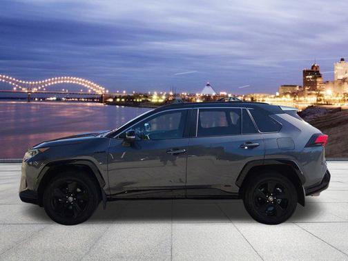 2021 Toyota RAV4 Hybrid SE