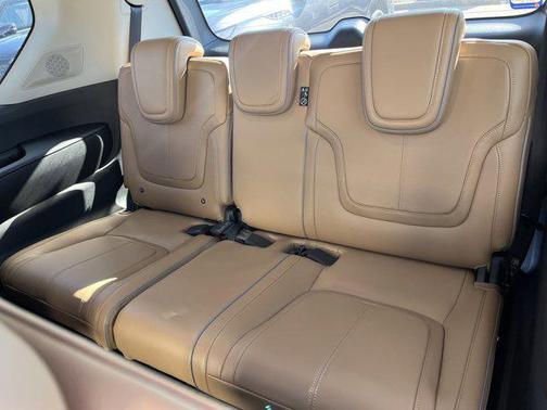 2025 INFINITI QX80 SENSORY AWD