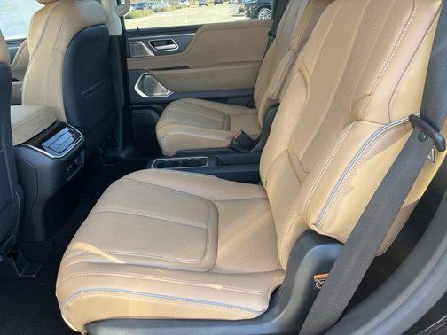 2025 INFINITI QX80 SENSORY AWD