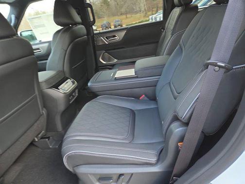 2026 INFINITI QX80 AUTOGRAPH AWD