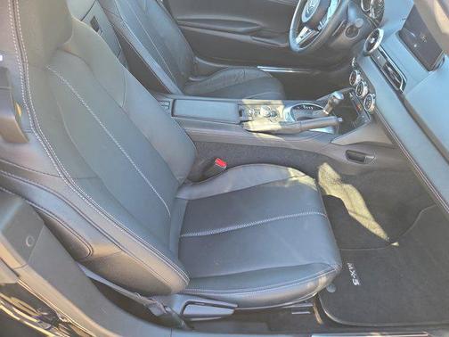 2024 Mazda MX-5 Miata RF Grand Touring