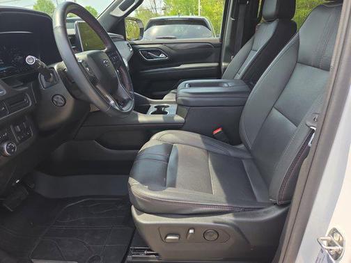 2022 Chevrolet Tahoe 4WD RST