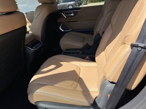 2025 INFINITI QX80 SENSORY AWD