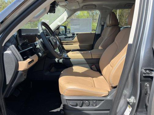 2025 INFINITI QX80 SENSORY AWD