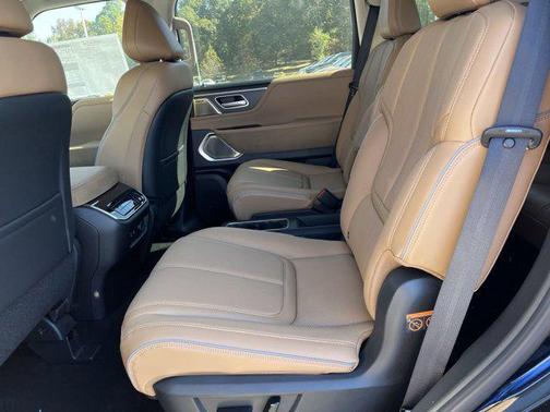 2025 INFINITI QX80 SENSORY AWD