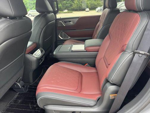 2025 INFINITI QX80 AUTOGRAPH AWD