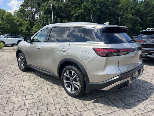 2024 INFINITI QX60 Luxe