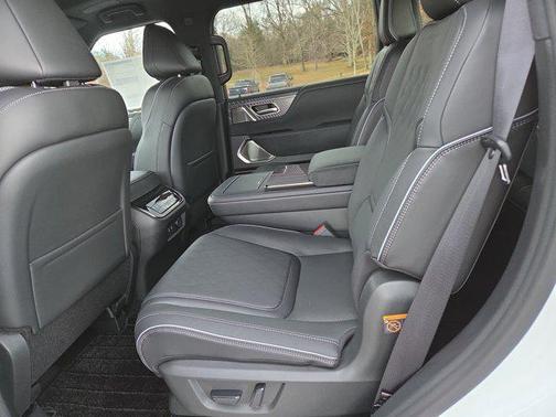 2026 INFINITI QX80 AUTOGRAPH AWD