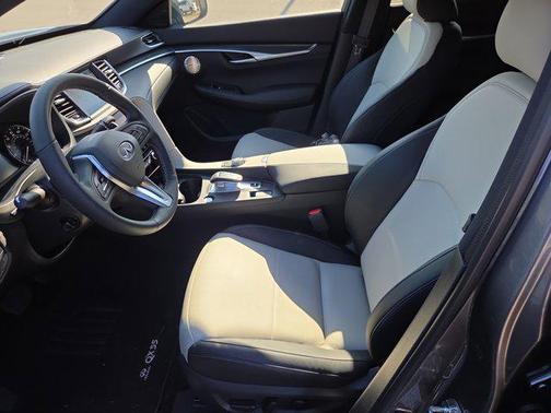 2025 INFINITI QX55 ESSENTIAL