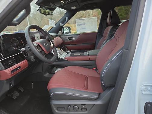 Radiant White 2026 INFINITI QX80 AUTOGRAPH