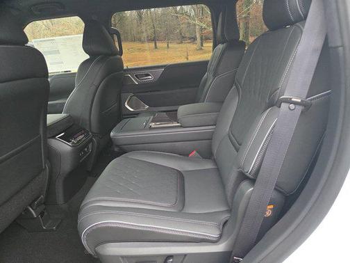 2026 INFINITI QX80 AUTOGRAPH AWD