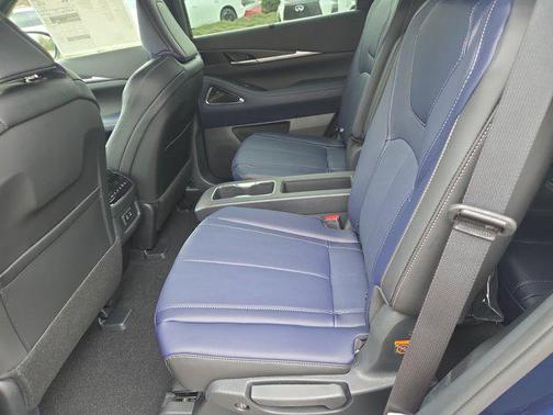 2026 INFINITI QX60 Base