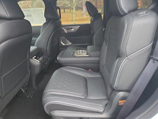 2026 INFINITI QX80 AUTOGRAPH AWD