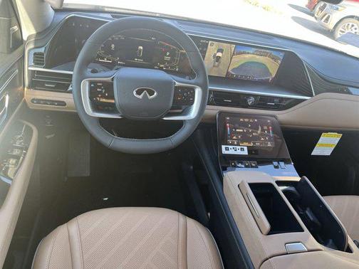 2025 INFINITI QX80 Luxe