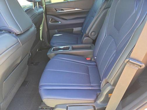 2026 INFINITI QX60 Base