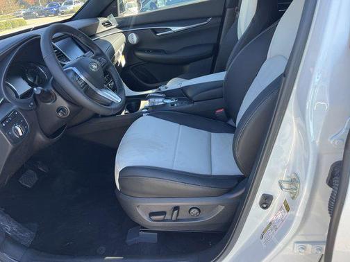 2025 INFINITI QX55 SENSORY