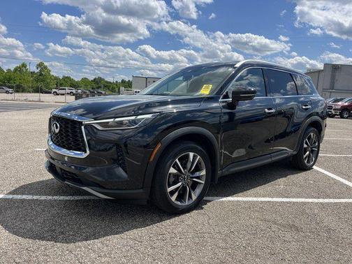2022 INFINITI QX60 Luxe