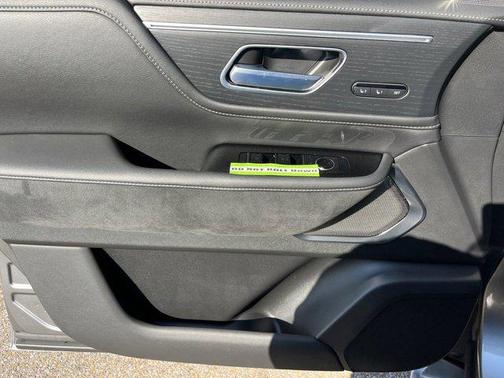 2025 INFINITI QX80 SENSORY AWD