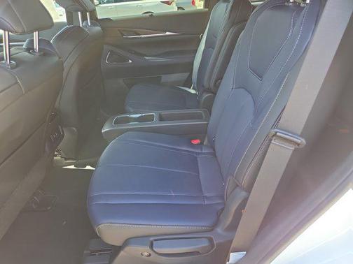 2026 INFINITI QX60 Base