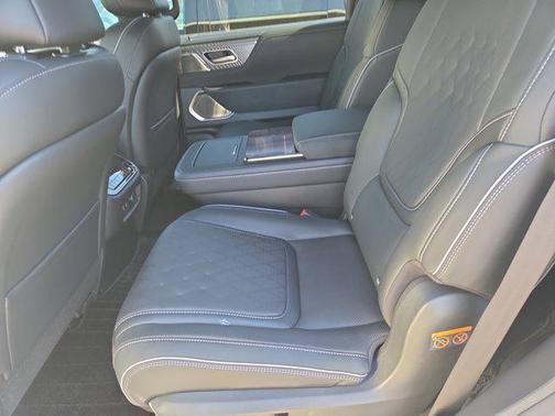 2026 INFINITI QX80 AUTOGRAPH AWD