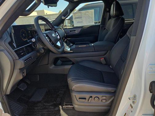 2026 INFINITI QX80 AUTOGRAPH AWD