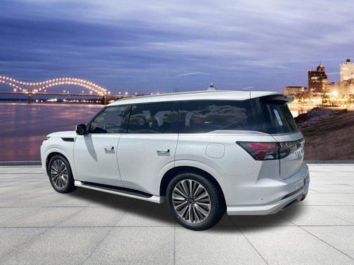 2025 INFINITI QX80 Luxe