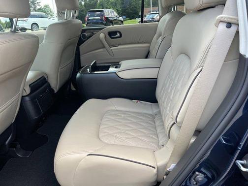 2024 Nissan Armada Platinum 4WD