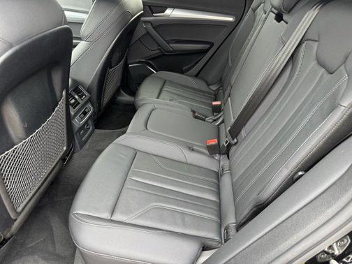 2025 Audi Q5 45 S line Premium