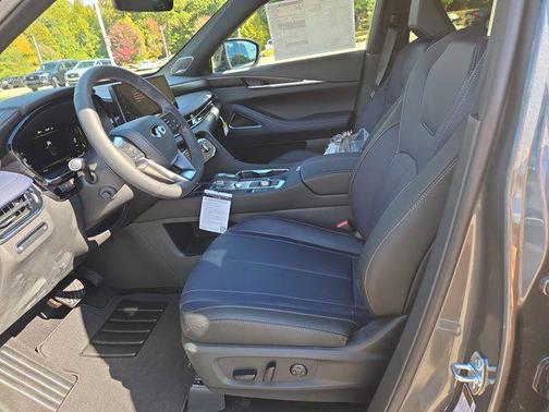 2026 INFINITI QX60 Base