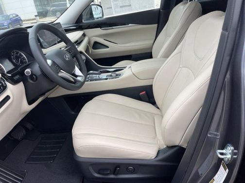 2025 INFINITI QX60 Pure