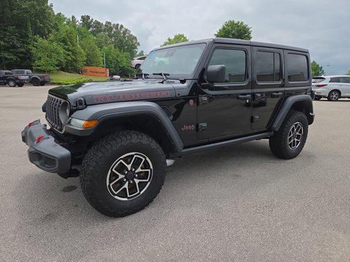 Black Clearcoat 2024 Jeep Wrangler Rubicon