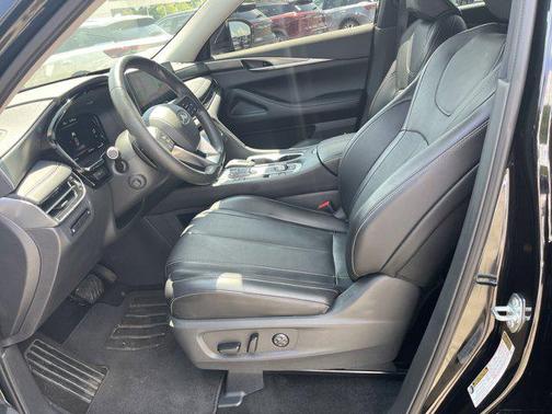 2024 INFINITI QX60 Luxe