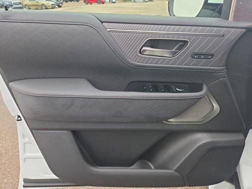 2026 INFINITI QX80 AUTOGRAPH AWD