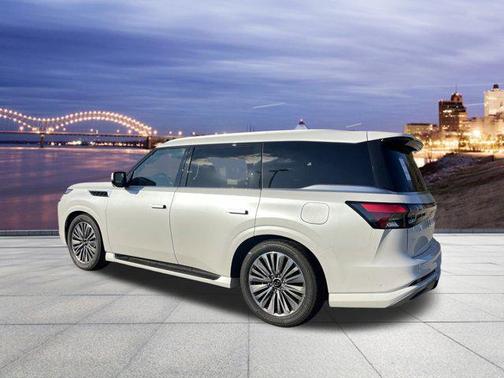 2025 INFINITI QX80 SENSORY AWD